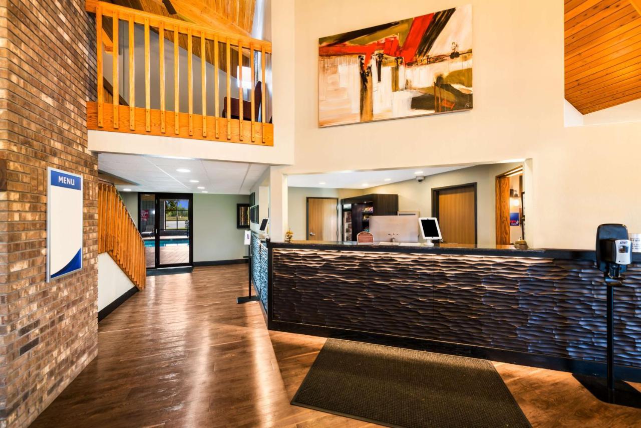 Best Western Derby Inn Eagle River Exterior photo