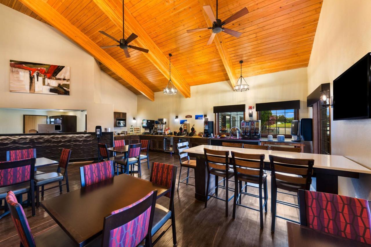 Best Western Derby Inn Eagle River Exterior photo