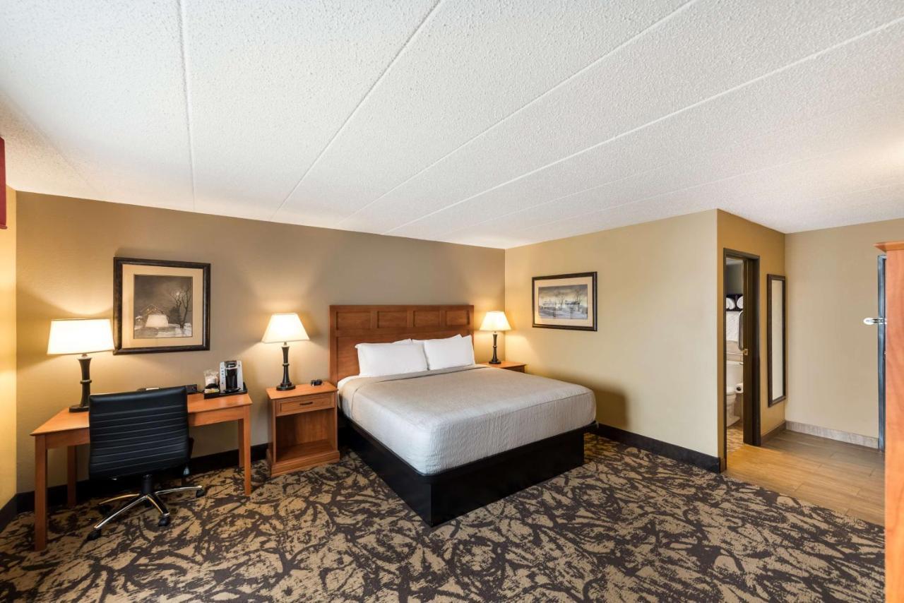 Best Western Derby Inn Eagle River Exterior photo