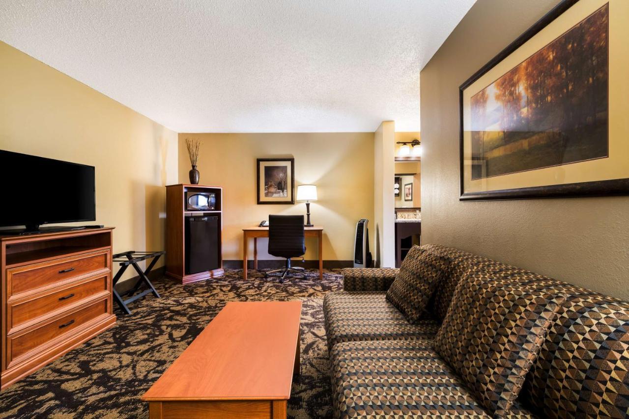 Best Western Derby Inn Eagle River Exterior photo
