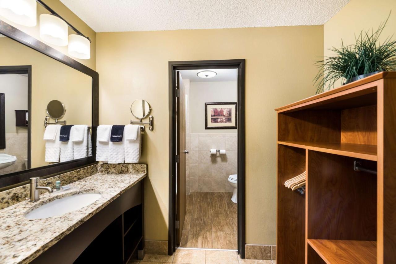 Best Western Derby Inn Eagle River Exterior photo