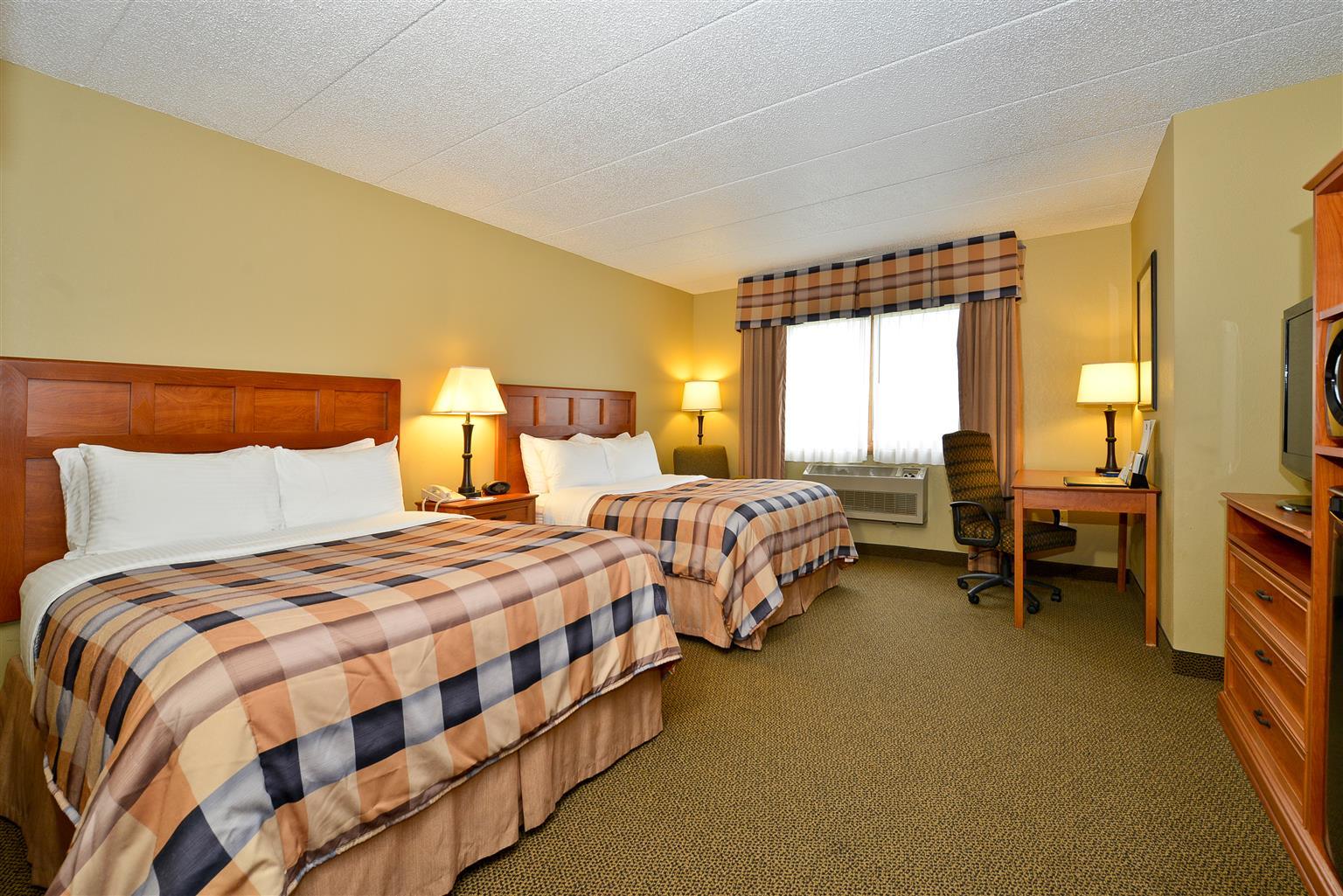 Best Western Derby Inn Eagle River Exterior photo