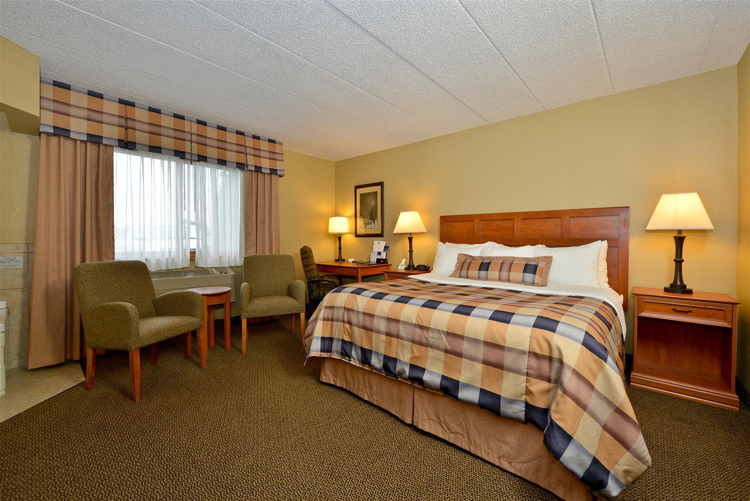 Best Western Derby Inn Eagle River Exterior photo