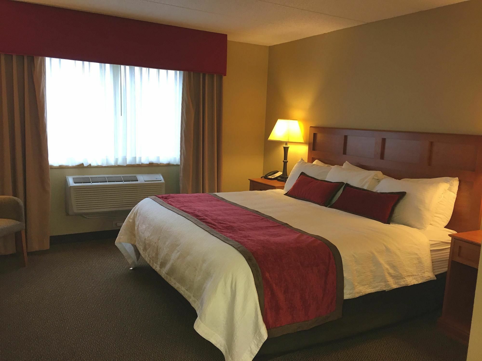 Best Western Derby Inn Eagle River Exterior photo