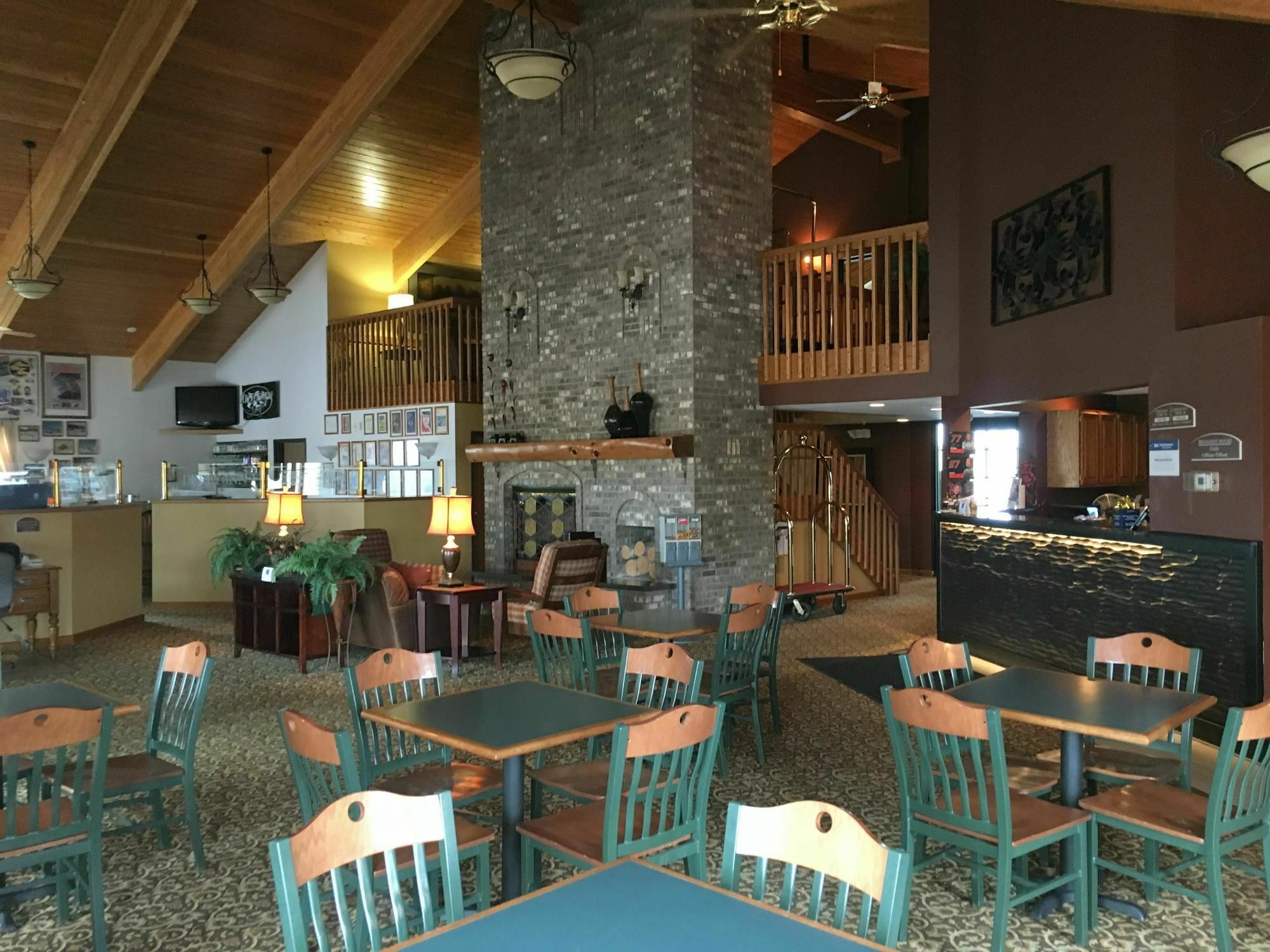 Best Western Derby Inn Eagle River Exterior photo